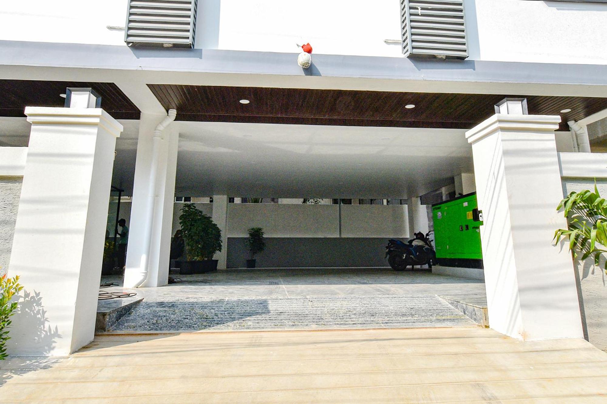 Fabhotel Ssr Ikon Suites - Nr Hyderabad Central University, Kondapur Esterno foto