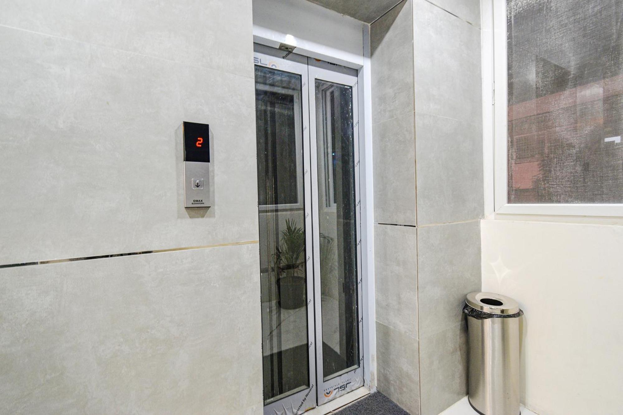 Fabhotel Ssr Ikon Suites - Nr Hyderabad Central University, Kondapur Esterno foto